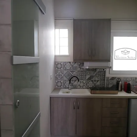 Marinos Apartamento *